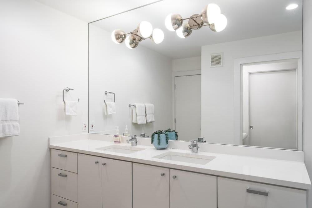 Chic Clarksville 2Br Condo Near Downtown Остин Экстерьер фото