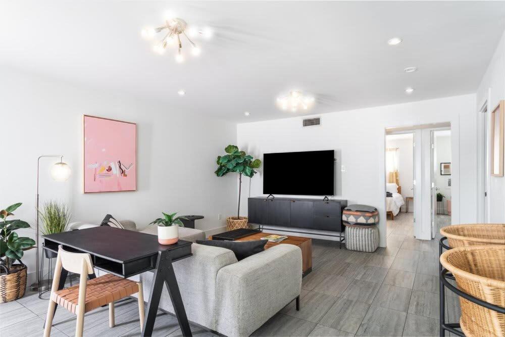 Chic Clarksville 2Br Condo Near Downtown Остин Экстерьер фото