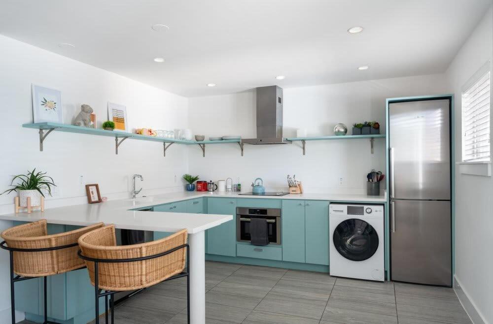 Chic Clarksville 2Br Condo Near Downtown Остин Экстерьер фото