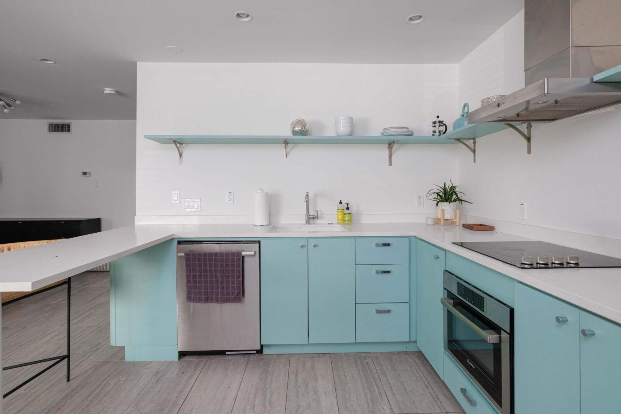 Chic Clarksville 2Br Condo Near Downtown Остин Экстерьер фото